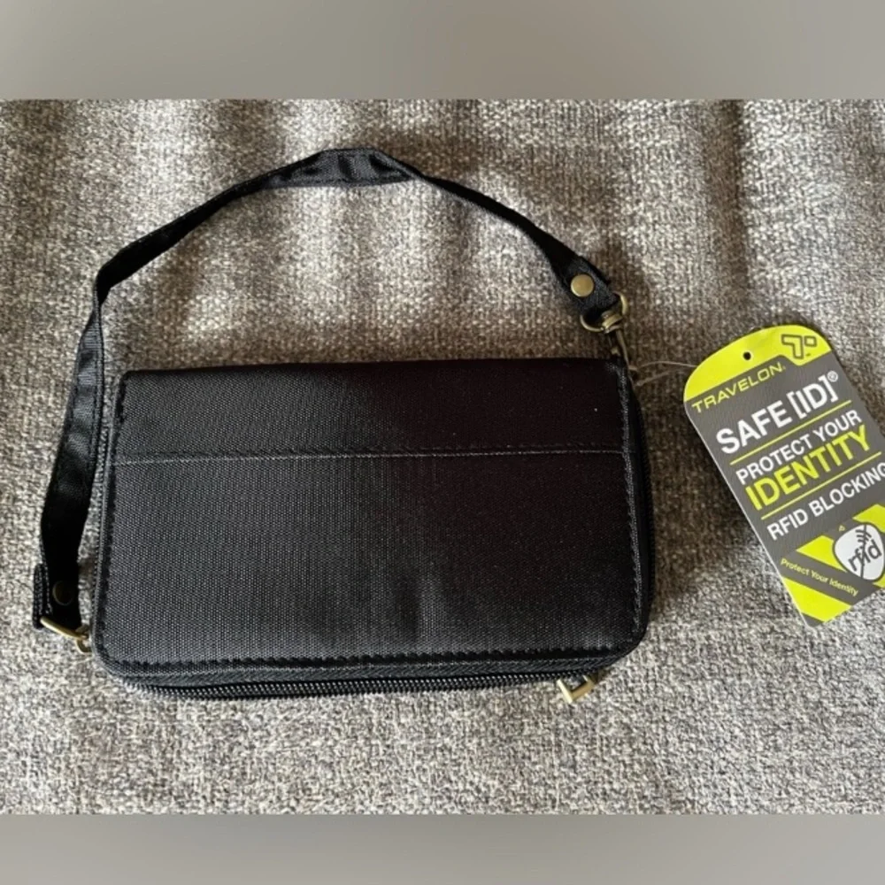 TWO 2 Travelon both RFID Blocking Anti-theft Wallets Black